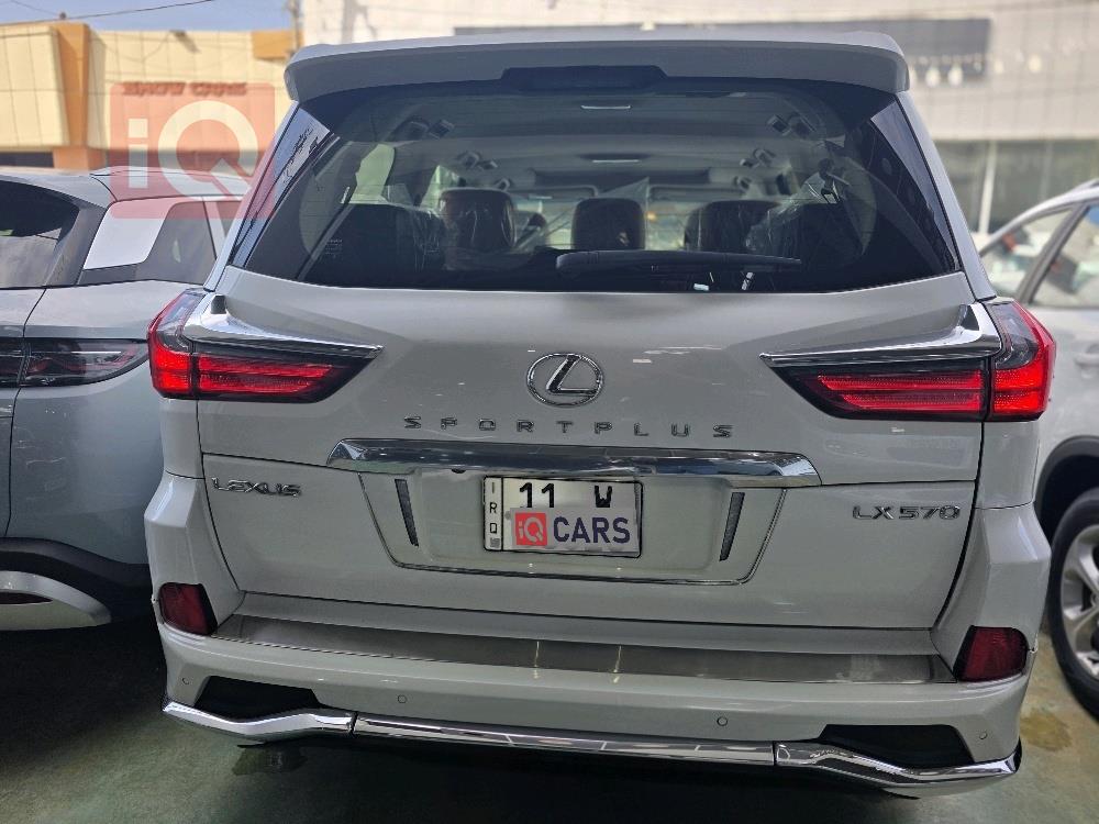 Lexus LX